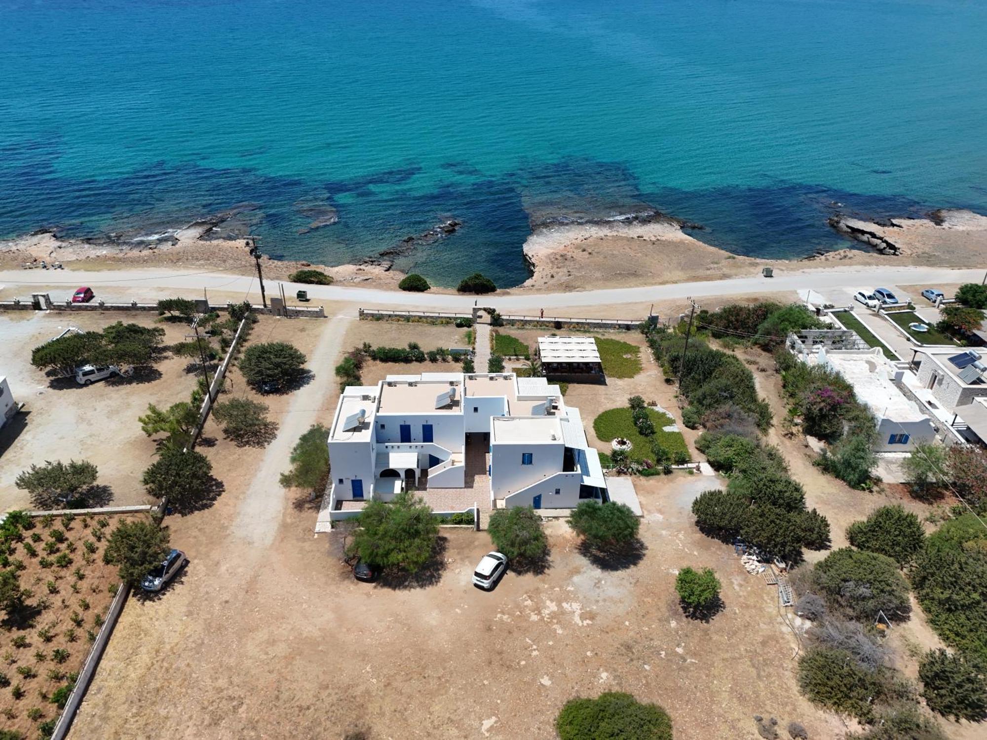 Ammoudia Apartment