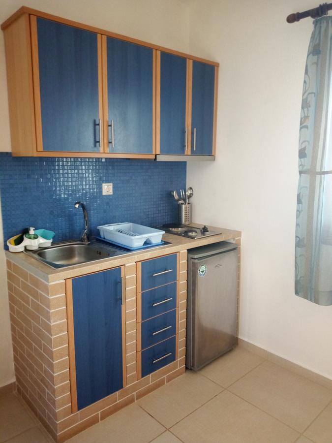Ammoudia Apartment *