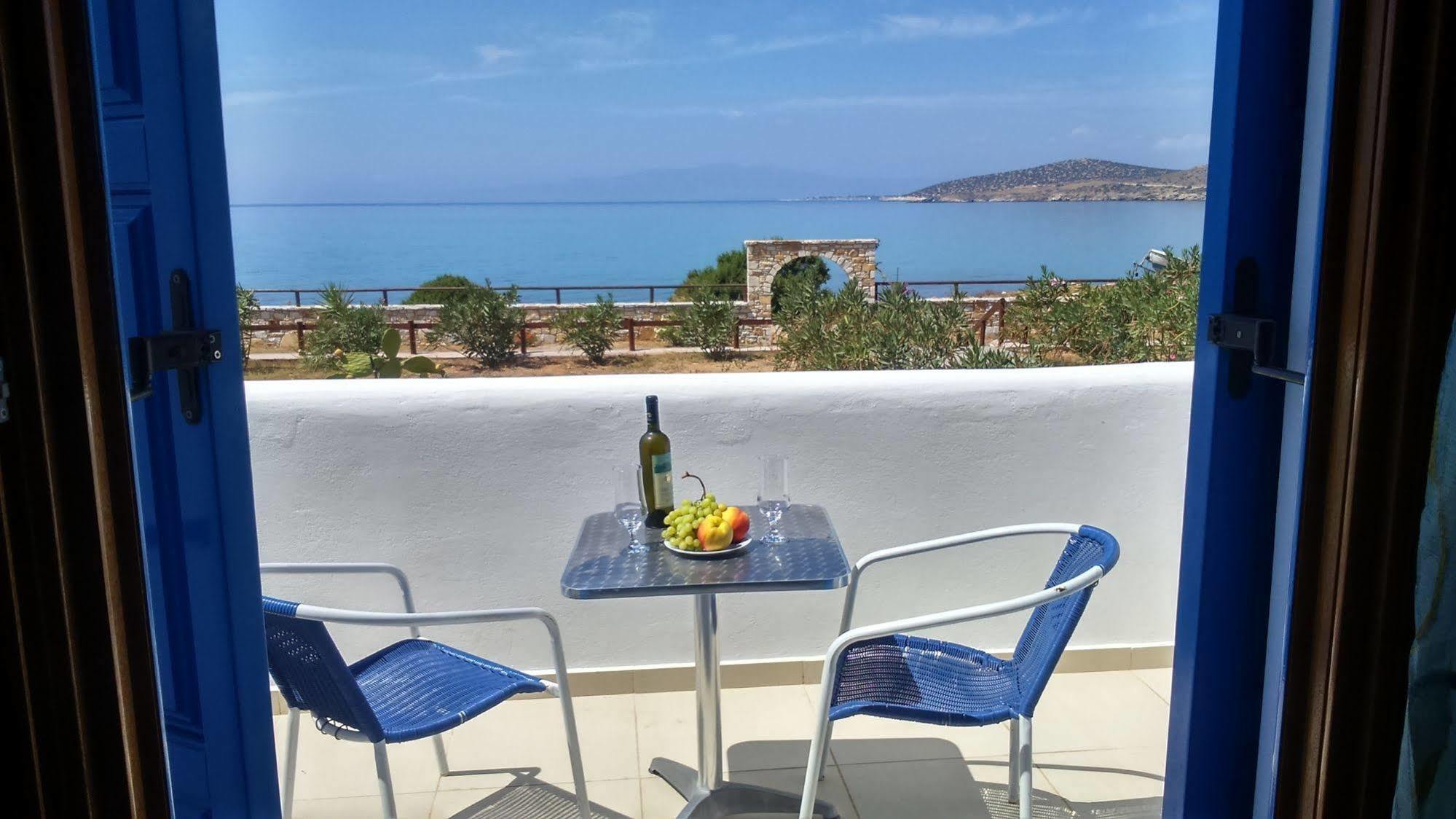 Ammoudia Apartment *