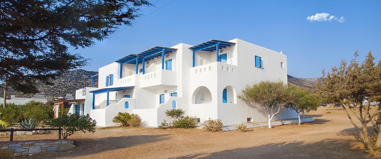 Ammoudia Apartment